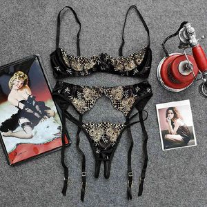 Francuski Vintage Women Intymates Haft Cupbras Bielizna z podwiązkami Zestawy Push Up Bra Crotchlpanty Set UltraThin Bra X0526