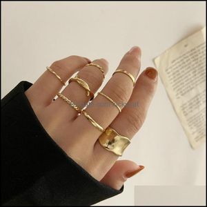 Cluster rings smycken8pcs / set trendiga hjärta gemensamma ring uppsättningar för kvinnor charms guld färg legering metall geoemtric öppna smycken anillo drop deliv