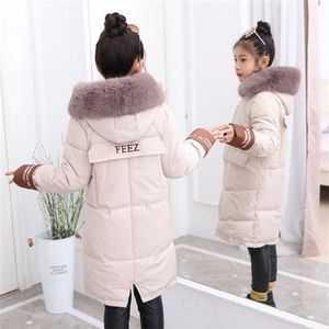 Vinterflickajacka förtjockad kappa Barnens bomullspolad Klädlängd Tjocken Parka Overcoat Faux Fur OuterWear Kid 211203