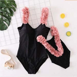 Petal Backless Matching Mother And Daughter Swimsuit Family Look Mommy Me Women Kids Bikini Swimwear Clothes Beach Bathing Suit 210724