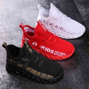 Siyah Çocuk Koşu Sneakers Örgü Tenis Spor Ayakkabı Erkek Hafif Çocuk Rahat Yürüyüş Ayakkabıları Nefes Kızlar Sneakers 210902