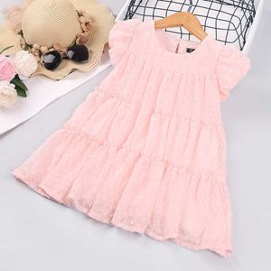 Ragazze Swiss Dot Layered Ruffle Princess Dress 2021 Estate Bambino Bambini O Collo Manica a sbuffo Bottone posteriore Rosa Vestito carino per ragazze Q0716