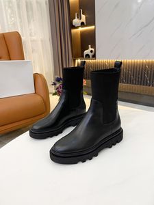 Kvinnor Major Ankel Boots Fashion Lace Up Platform Läder Martin Boot Top Designer Damer Letter Print Winter Booties Skor 17