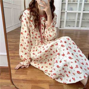 Chic Çiçek Baskı Gecelikler Tatlı Yumuşak Rahat Homewear Yuvarlak Yaka Gecelik Gevşek Moda Ev Pijama 210525