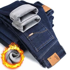 Shan Bao 2021 Vintermärke Högkvalitativ fleece Tjock varmt passform Straight Jeans Classic Mäns Business Fashion Stretch Slim Jeans G0104