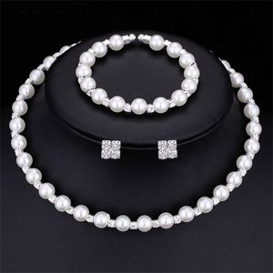 Pearl Bridal Jewellery Sets toptan satış-Moda Düğün Gelin Takı Seti Inci Parti Balo Gümüş Renk Kristal Bilezik Kolye Küpe Kadınlar Için Mücevher Setleri Q2