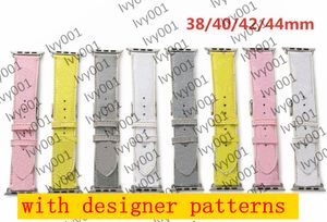L Fashion Watchbands för iPhone Watch Band 41mm 45mm 42mm 38mm 40mm 44mm Iwatch 2 3 4 5 6 7 Band Läderband Armband Stripes Watchband Ivy001