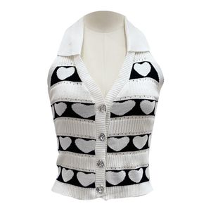 Heart print Knit vest top women summer beautiful back hanging neck lapel buttoned knitted vest women short slim tops Fashion 210514