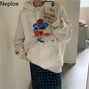 Neploe Rose刺繍スウェットの女性の冬の服ヴィンテージフード付きの特大された至近壁シックなフリースパーカー女性210422