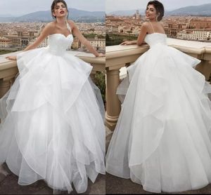 One Shoulder Layers Tulle Bröllopsklänningar Sexig Backless Lace Appliqued Boho Garden Bridal Dress Princess Puffy Skirt Sweep Train Vestidos de Novia Plus Size Al9877