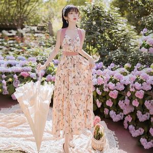 Yaz V Yaka Halter Çiçek Sundress Kadın Kolsuz Kapalı Omuz Çiçek Baskılı Tatil Şifon Uzun Elbise 210416