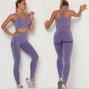 10 colori Set da yoga senza cuciture Abbigliamento fitness da donna Abbigliamento sportivo Leggings da palestra a vita alta + Reggiseno sportivo push-up Tute sportive da 2 pezzi 210802