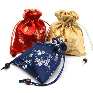 150 st Sachet Chinese Silk Brocade Smycken Förpackning Påsar Små Drawstring Giftväskor Lavendel Spice Parfym Storage Ficka med fodrad