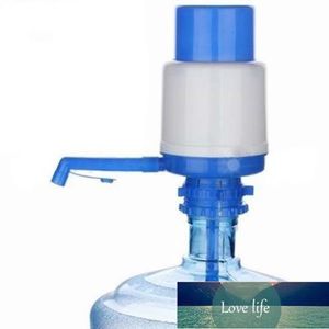 Bottiglia d'acqua manuale portatile Brocca Pompa a mano Dispenser Camping Bere Spigot 56 galloni Strumenti di viaggio essenziali Dropshipping Prezzo di fabbrica design esperto Qualità