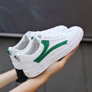 Schwarze Mesh-Modeschuhe Normal Walking L07 Männer Hot-Sell Atmungsaktive Student Junge Coole Casual Sneakers Größe 39 - 44