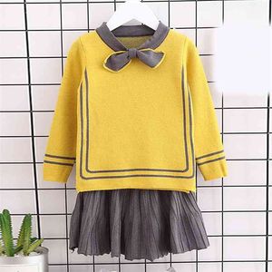 Dzieci Moda Dziewczyny Maluch Dziewczyna Ubrania Jesień Knitting Pullover Sweter + Spódnica plisowana Zestawy Zima 3-7y 210528