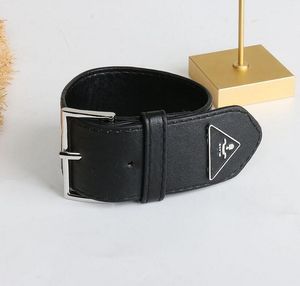 2022 European goods triangle letter bracelet unique personality niche high texture leather arm ring accessories female fast delivery