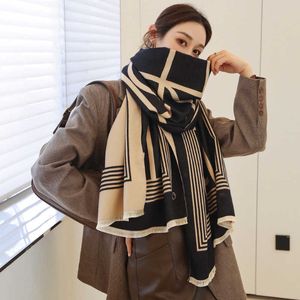 2021 Fashion Lattice Cashmere Bananna Höst Sunscreen Print Scarves Koreanska Stil Strandhandduk Vinter 190x65cm Dammtäta Sjalar Q0828