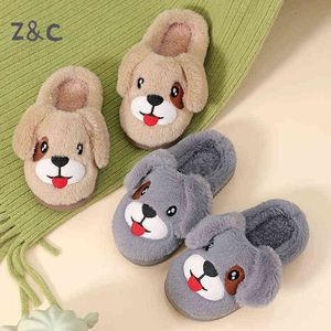 Barns tofflor Boys and Girls Winter Antiskid Soft Soled Bomull Tofflor Inomhus Primär Student Söt Doggy Furry Kids Shoes 211119