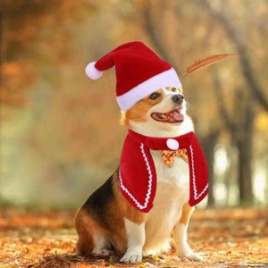 3pcs / set Pet Christmas Costume Söt kappor Scarf Hat för Cat Dog Exquisite Nyårskläder Kreativ presentvalpkattunge