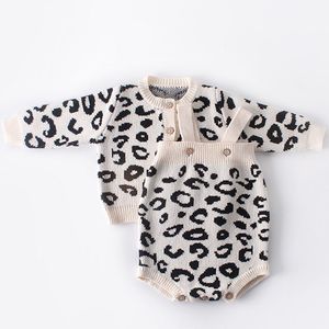 Mönster Baby Jumpsuit Girl Spring and Autumn Sweater Leopard Skriv ut Jacka + Leopard Två Piece Suit 210429