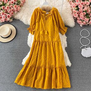 Amarelo / azul / bege oco para fora vestido longo mulheres bohemian flare manga solta grande balanço vestidos feminino robe elegante 2021 moda y0603