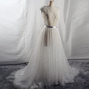 Sukienki imprezowe RSW1656 Yiabridal Bridal Pierwsza noc Real Sexy Backless Sheer Tiulle Dress Wedding Robe