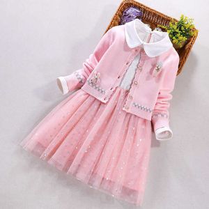 Arrivi Bambini Vestiti per ragazza Set da 2 pezzi Cardigan rosa Cappotto in maglione Manica lunga in pizzo di cotone Abito in maglia Principessa Abbigliamento per ragazze 210713