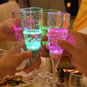 6pcs LED Light Up Wine Glasses Champagne Flute s Cocktail Flashing Cups for Bar Party Night Club Drink Christmas Wedding