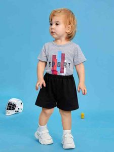 Pantaloncini a maglietta con grafica Baby Geo Letter LEI