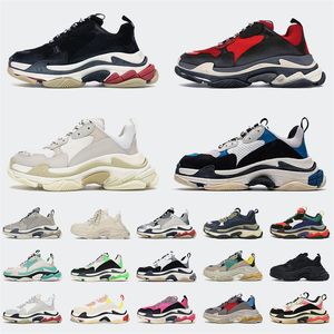 Fashion Platform Sneakers Triple s Casual Shoes Flat Crystal Bottom Men's Women's White Black Pink Grey Vintage Luxurys Designers Paris 17 FW Tränare