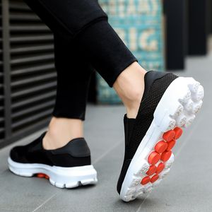 2021 Men Women Running Shoes Black Blue Grey fashion mens Trainers Breathable Sports Sneakers Size 37-45 wd