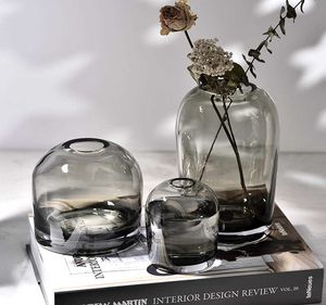 ヨーロッパスタイルのシンプルな花瓶クリエイティブイングラスフラワーウェアリビングルームダイニングテーブルホームデコレーションアクセサリーフラワーVase 210623
