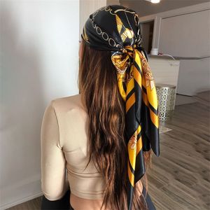 Silk Kerchiefs großhandel-90 cm Quadrat Seidenschal Damen Mode Designer Schöne Blumen Foulard Weiches Satinschal Kerchiefschalshals Hals Headcarf