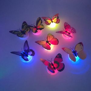 Färgglada Lysande Butterfly Led Night Light Bröllop Dekorativ Lampa Klistermärken Barn Små Gåvor Leksaker Spelbatteri Operated