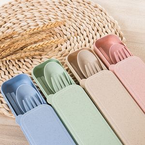 Zestawy sztućców ze słomy pszenicy Przenośne kempingowe naczynia stołowe łyżki widelca pałeczki 3 sztuk Zestaw obiadowa Kids Flatware Ekologiczne gyl90