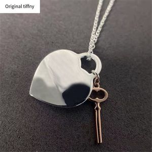 Luxury Designer Pendant Necklace Gift Classic Heart Mens Fashion Gold Silver Womens Jewelry Y220310