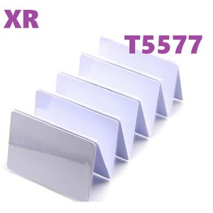 xiruoer 100pcs T5577 빈 카드 RFID 칩 카드 125 kHz 쓰기 가능한 재 작성 중복 태그 액세스 제어 125khz T5577 재기록 가능 카드