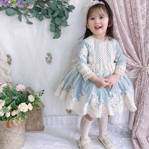 Dzieci Hiszpańskie Dresses Jesień Zima Girls Hiszpania Lotia Dress Z Bow Kids Długim Rękawem Suknie Balowe z kapeluszem Baby Grube Frock 210615