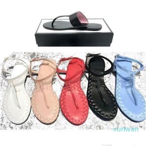 Fashion-2021 Letnie Damskie Sandały Casual Mokasyny Płaskie Buty Flip-Flops Sandals Fashion Luksusowy 35-40