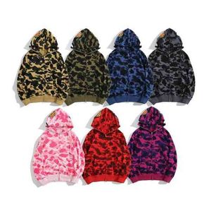 A1 Fashion Mens Shark Hoodie Broderi Tonåring Blå Rosa Badande Svart Ape Male Tide Mäns Couples Camouflage Drake Ovo Jackor S-3XL