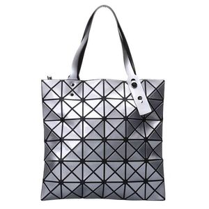 Evening Bags 2024 New Bag Female Lingge Hand Street Luxury Bag Trend Geometry Designer Bag