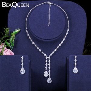 BeaQueen Classic Clear Cubic Zircon Crystal Flower Teardrop Long Earrings Pendant Necklace Wedding Jewelry Sets for Brides JS069 H1022