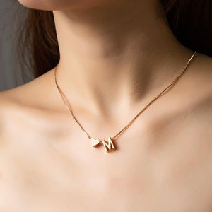 Collane pendenti in oro doppio strati oro lettera cuore alfabeto A Z iniziale rendono un desiderio alla moda gioielli di moda coreano moda