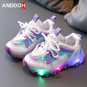 Storlek 21-30 Baby Andas Mesh Lysous Sneakers för pojkar Flickor Barn Glödande Sport Skor Barn Casual Lighted Toddler Skor G1025