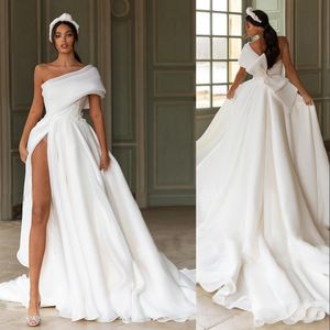 2021 Fashion Sexy One Shoulder A Line Wedding Dresses Weddings Gowns Sweep Train Lace Appliques Country Beach Vestido De Novia High Split Organza