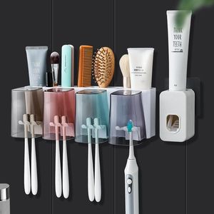 1Set Magnetisk Adsorption Set inverterad tandborstehållare Automatisk tandkräm Squeezer Dispenser Storage Rack Badrum Tillbehör