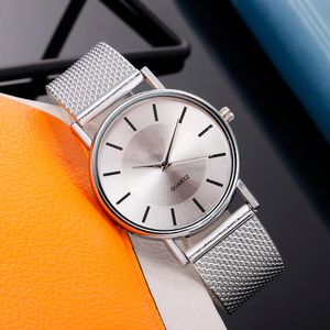 カジュアルな女性の時計クォーツ時計とシリコンブレスレットの色5
