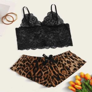 Pijamas Kobiety Zestaw Leopard Drukuj Sexy Pajama Dla Kobiet Bielizna Bielizna Bielizna Poszewka Nightdress Garnitury Koronkowa Bielizna nocna Q0706