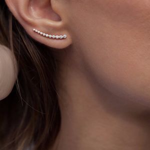 Ankomst bästa vänner 925 Sterling Sweep CZ Long Wire Thread Ear Climber Kvinnor Klättrare 925 Silver Örhänge